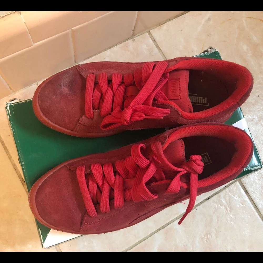 Red Pumas